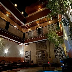 2* رياد Naya